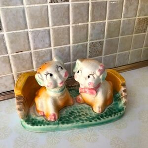 Vintage salt & pepper shakers puppy dogs